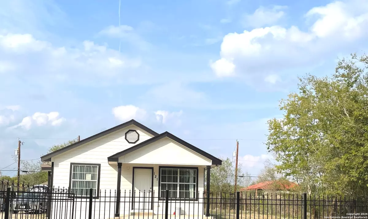 San Antonio, TX 78223,121 Esma