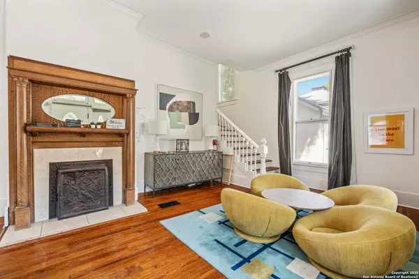 San Antonio, TX 78204,225 Madison