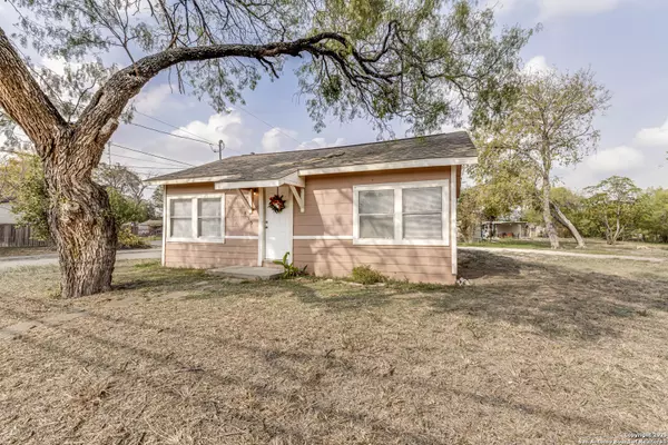 835 Grosvenor, San Antonio, TX 78221