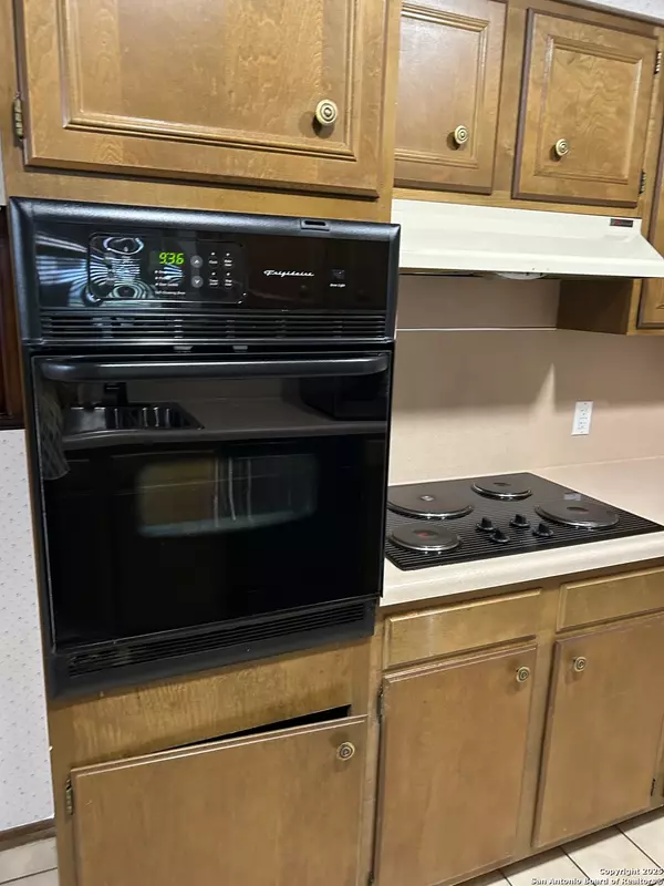 Converse, TX 78109-1909,241 Ralston