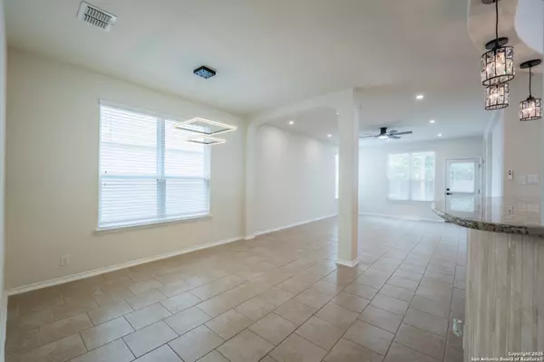 San Antonio, TX 78254,8615 Emerald Sky Dr