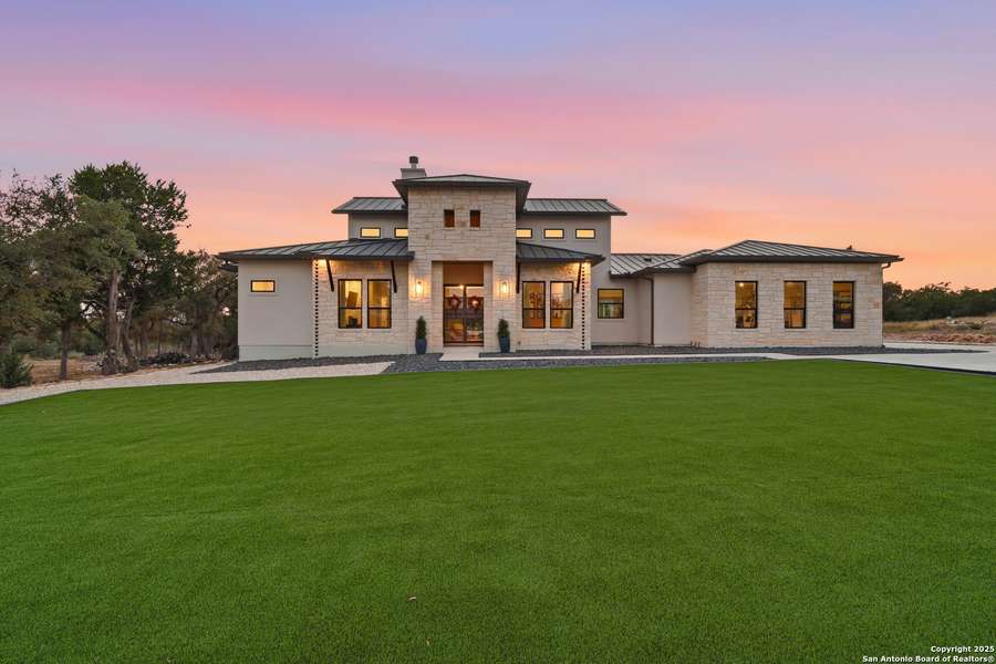 5721 Dry Comal, New Braunfels, TX 78132