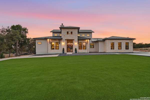 5721 Dry Comal, New Braunfels, TX 78132