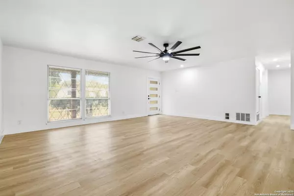 San Antonio, TX 78228,5006 Northfield