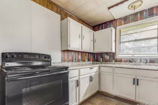 Brazoria, TX 77422,4341 County Road 842