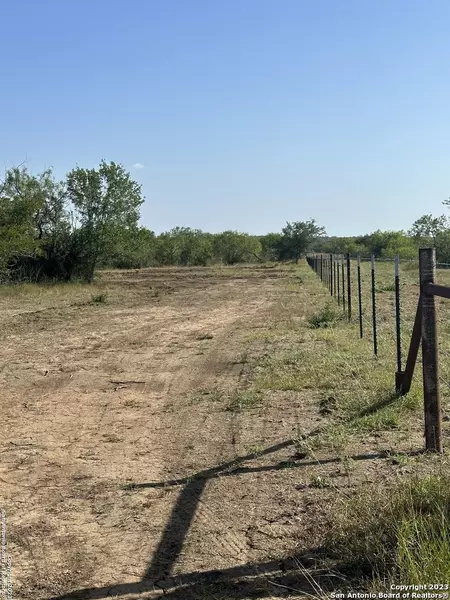 5894 Fm 1107 Unit A-Tract 2, Stockdale, TX 78160