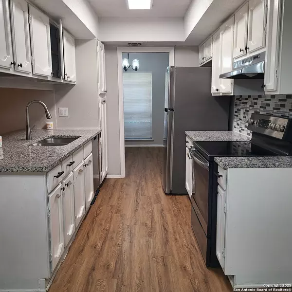 San Antonio, TX 78239,8327 Lime House