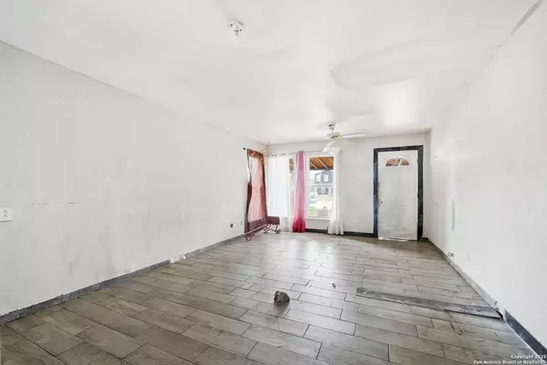 San Antonio, TX 78202,1119 N Gevers St