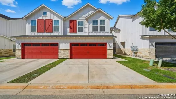 223 Sapphire UNIT # 1002, New Braunfels, TX 78130