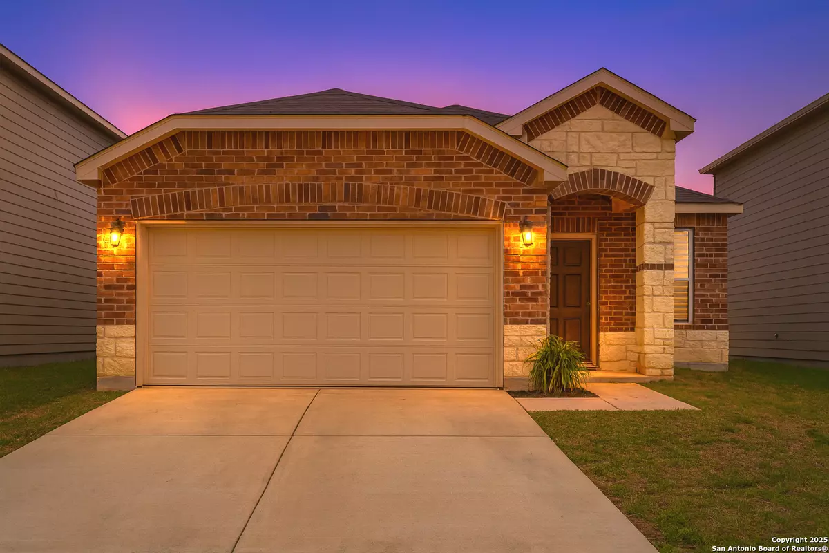 New Braunfels, TX 78130,173 Texas Thistle