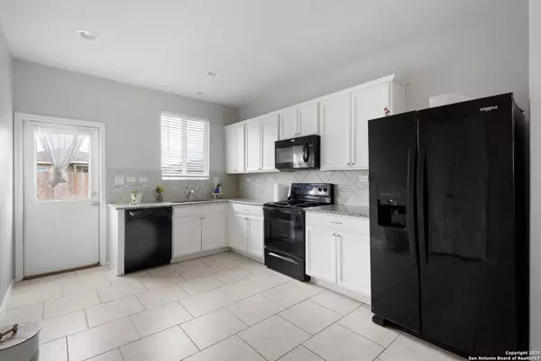 New Braunfels, TX 78130,173 Texas Thistle