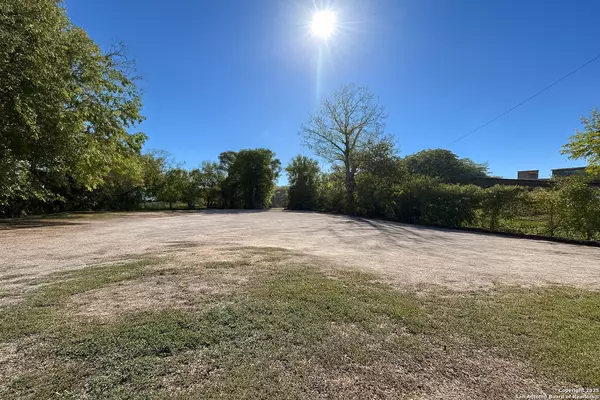 San Antonio, TX 78237,212 Wilmot St