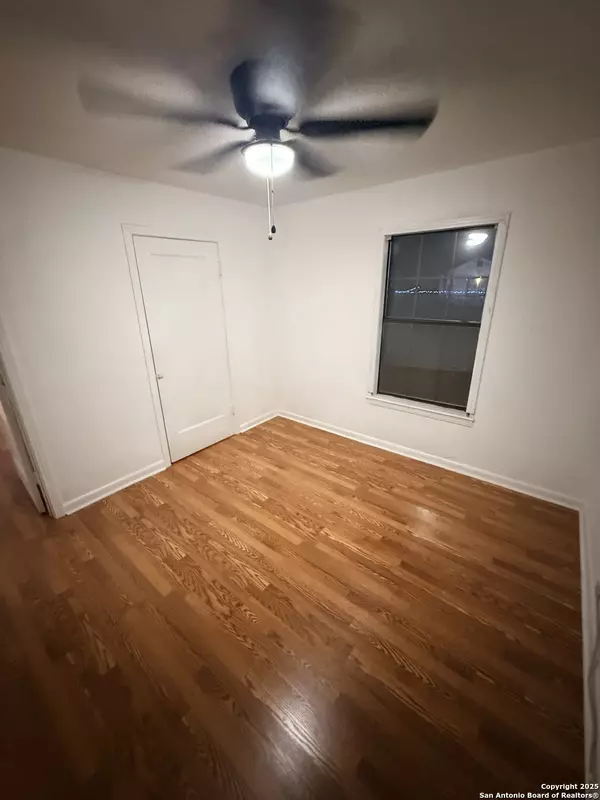 San Antonio, TX 78214,122 hart