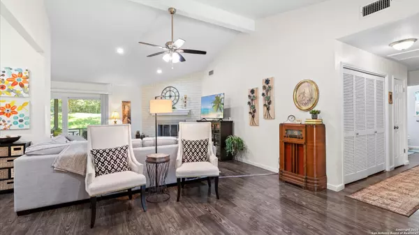 Schertz, TX 78108,3704 Scenic Dr.