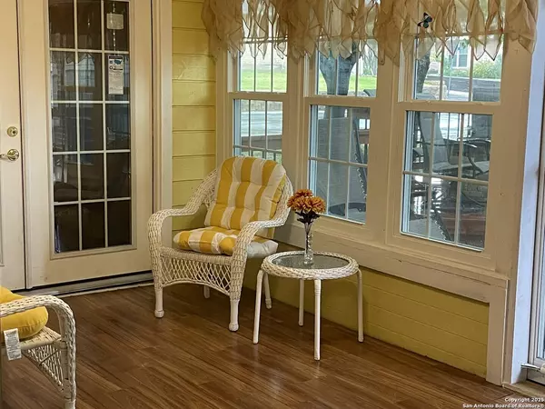 Schertz, TX 78108,4025 Cypress