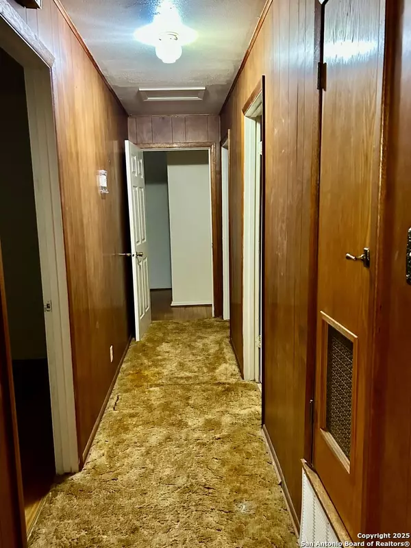 San Antonio, TX 78223,14327 Ideal