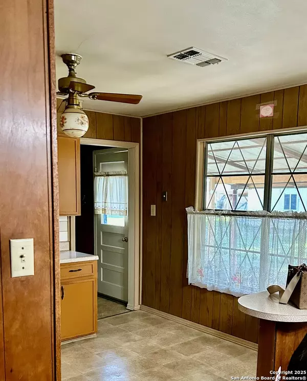 San Antonio, TX 78223,14327 Ideal