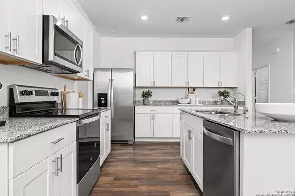 New Braunfels, TX 78130,957 Heartseed Ave