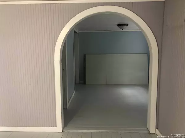 Tuleta, TX 78162,8513 Pecan