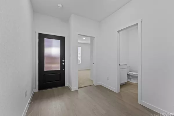 New Braunfels, TX 78130,1229 Twisted Creek