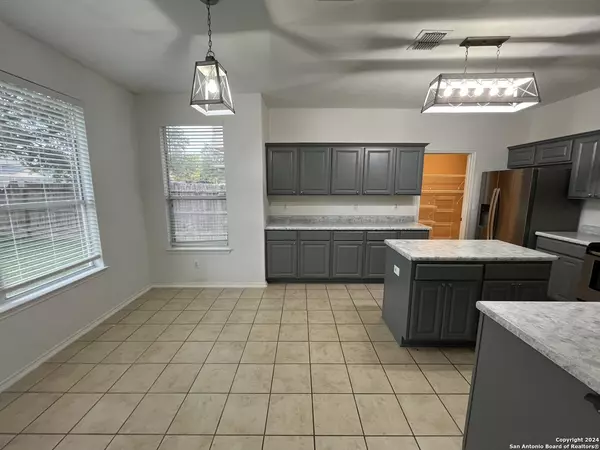 San Antonio, TX 78253,15434 Grosbeak Pass