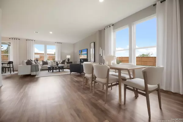 Seguin, TX 78155,4133 BERMUDA LN