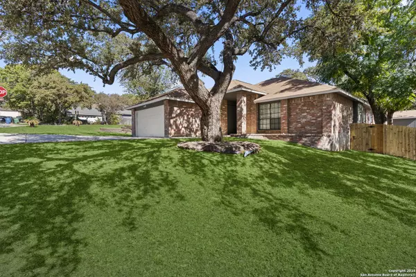 7450 Silent Cloud, San Antonio, TX 78250