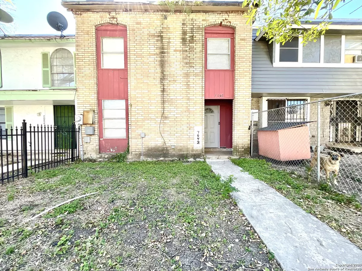 San Antonio, TX 78239,7042 Glen Mist