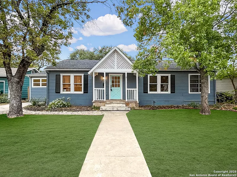 127 Larchmont Drive, San Antonio, TX 78209