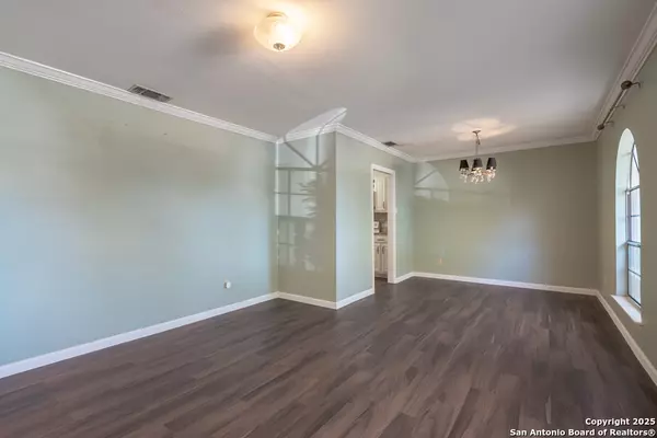 San Antonio, TX 78232-4030,2418 ROCKAWAY LN