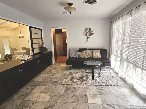 San Antonio, TX 78217-5814,2830 OLD MOSS RD