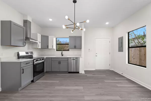 San Antonio, TX 78203,627 Olive St, #101,201