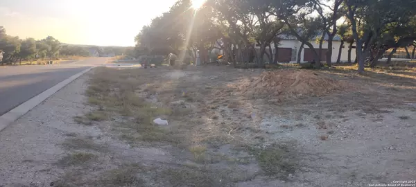 Bulverde, TX 78163,954 maximino ridge