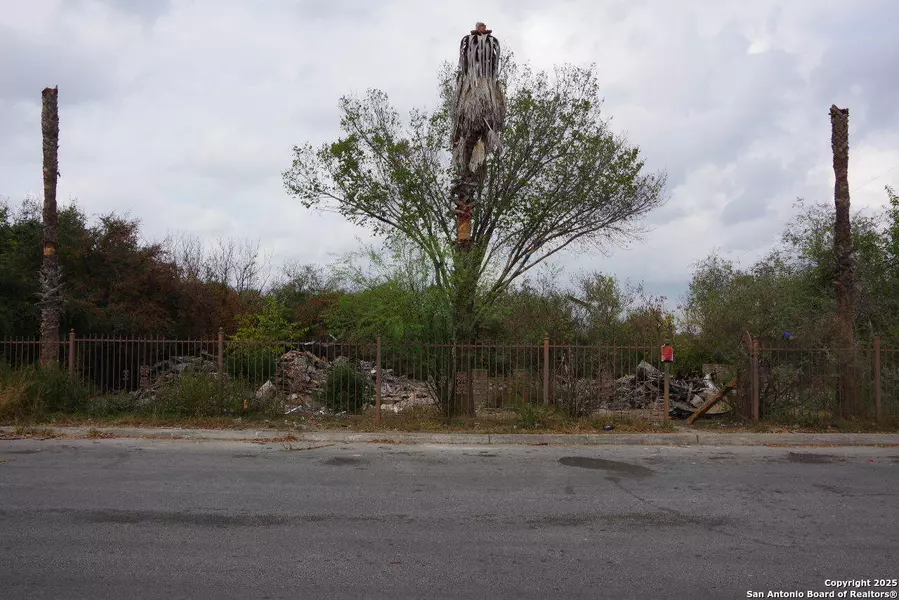 7903 Mocking Bird, San Antonio, TX 78229