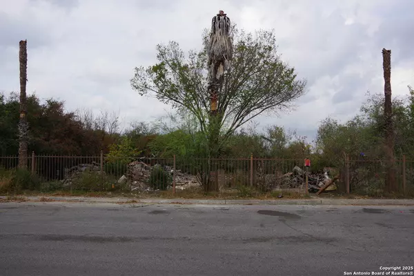 7903 Mocking Bird, San Antonio, TX 78229