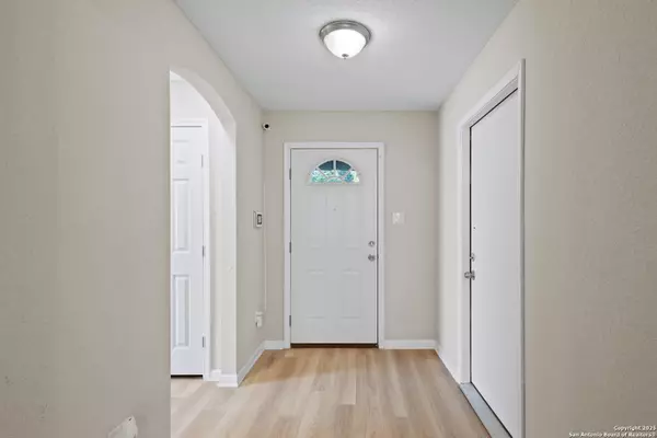 San Antonio, TX 78210,611 Whiting