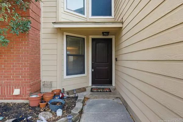 San Antonio, TX 78247,17007 Vista Bluff Dr