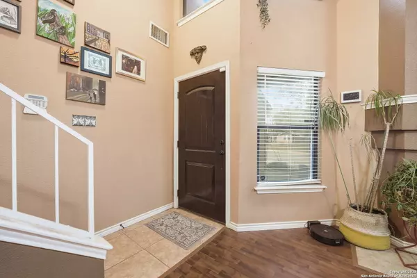 San Antonio, TX 78247,17007 Vista Bluff Dr