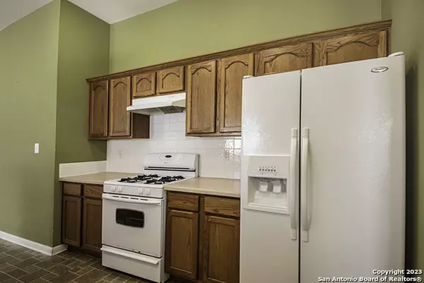 San Antonio, TX 78109-3573,8422 WHITEBRUSH