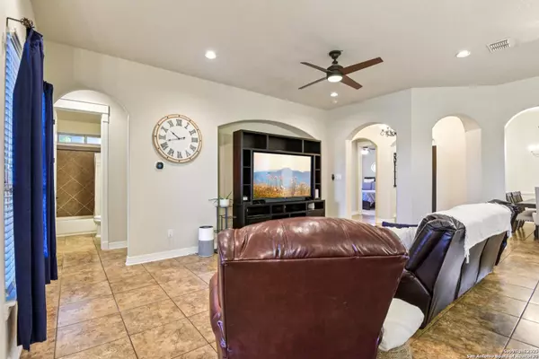 San Antonio, TX 78245,4918 Winter Cherry