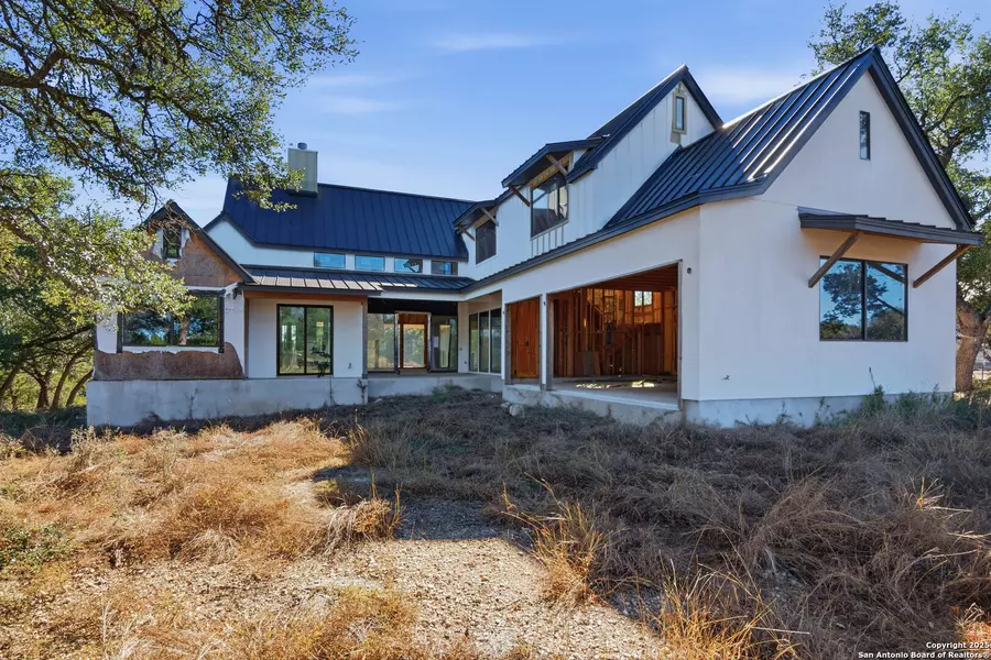 1742 Paradise Pkwy, Canyon Lake, TX 78133