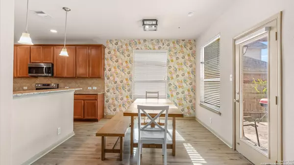 New Braunfels, TX 78130,843 Avery