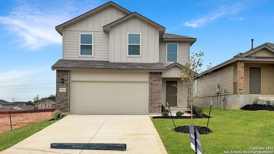 5923 Cripps Pink, San Antonio, TX 78252