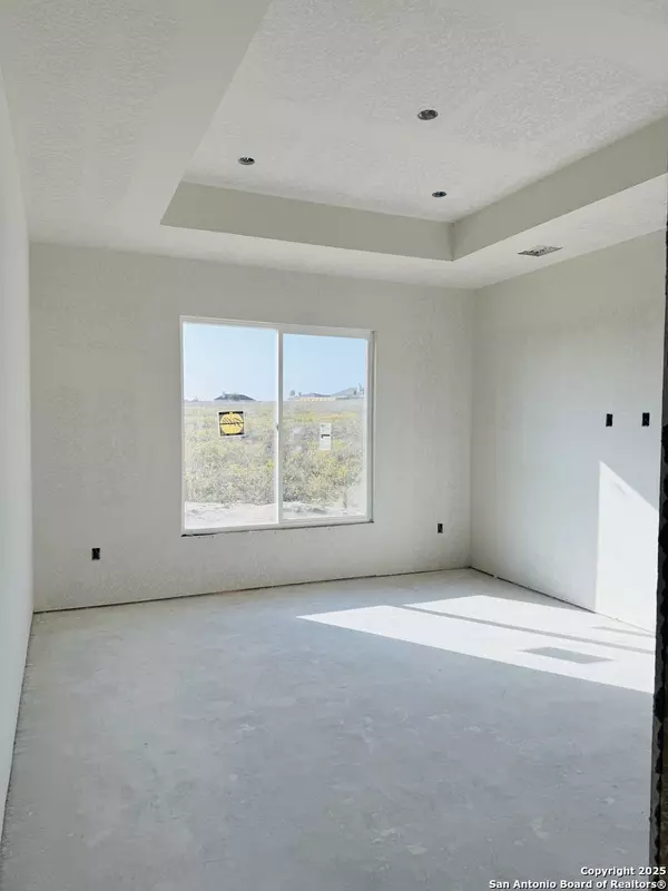 La Vernia, TX 78121,133 Merion