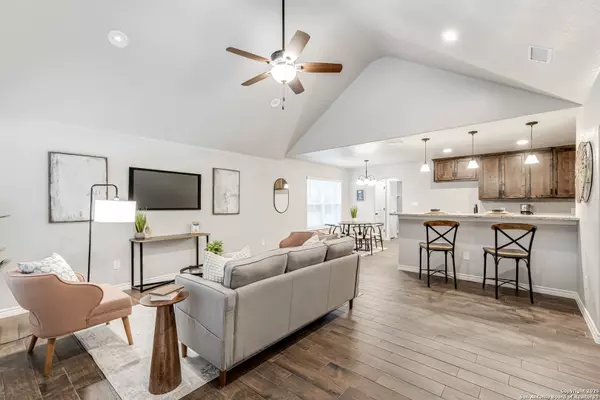 1316 Cedar Bend, Canyon Lake, TX 78133