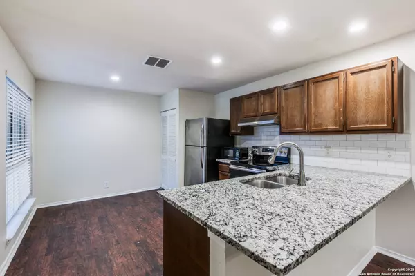 San Antonio, TX 78254,8402 Cranberry Hill