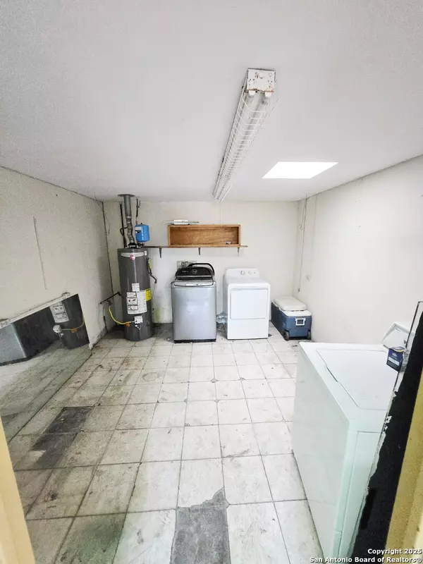 San Antonio, TX 78222,167 jo marie