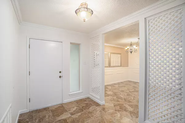 San Antonio, TX 78232,15102 sun spur