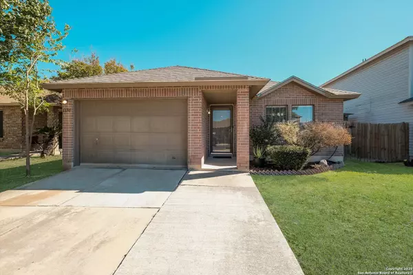 Converse, TX 78109,6630 Eastern Clouds