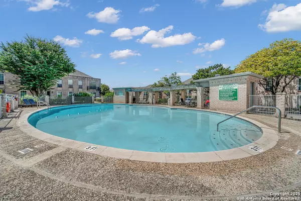 San Antonio, TX 78209,102 Ruelle UNIT 200B